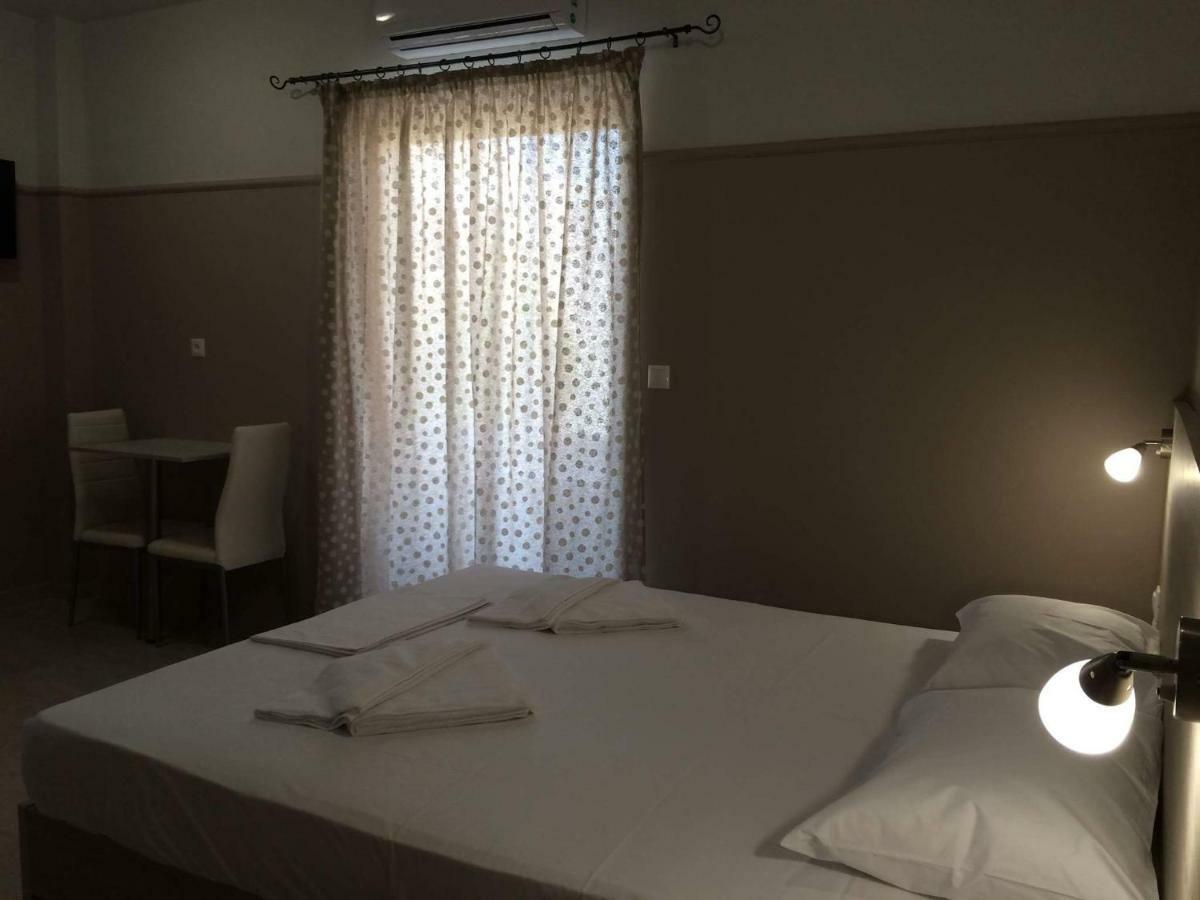 Poppy Beloni Lejlighedshotel Chania  Eksteriør billede
